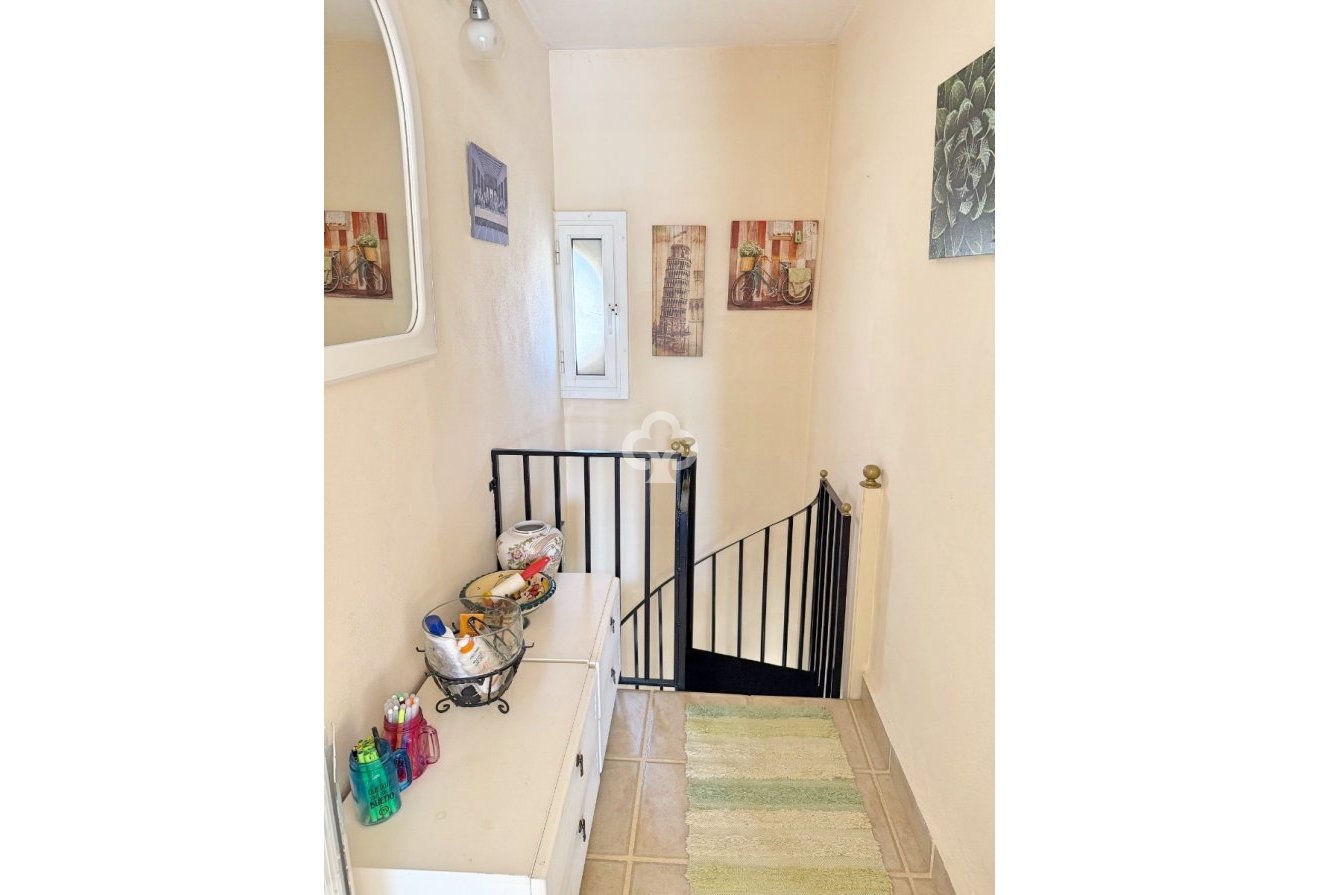 Resale - Apartment / flat -
Torrevieja - Nueva Torrevieja - Aguas Nuevas