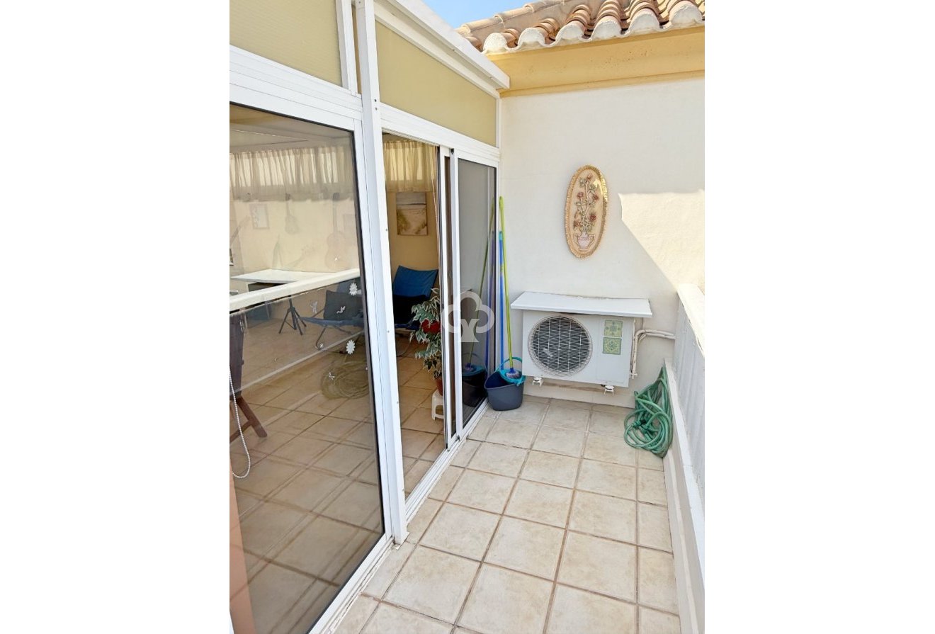 Resale - Apartment / flat -
Torrevieja - Nueva Torrevieja - Aguas Nuevas