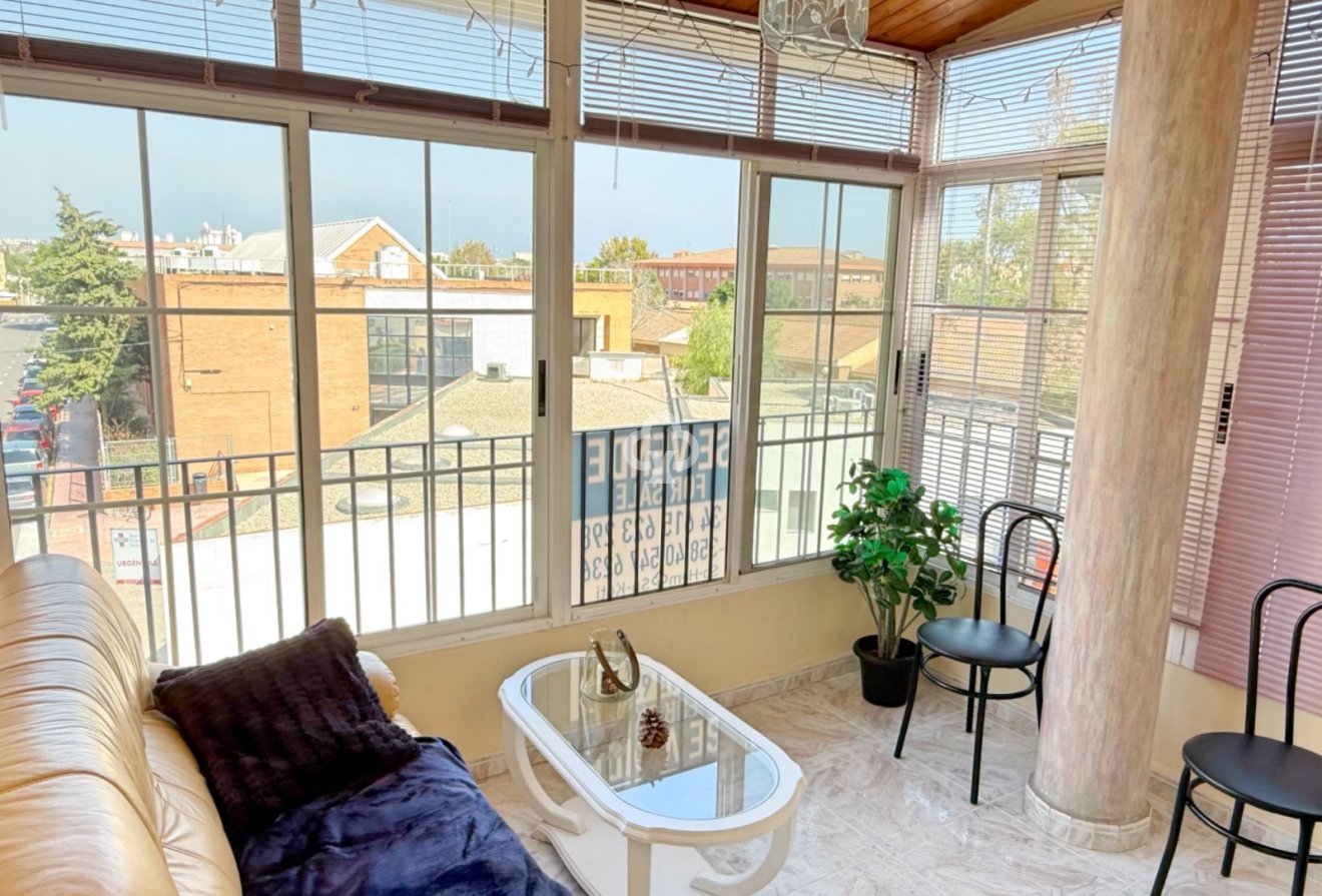 Resale - Apartment / flat -
Torrevieja - Nueva Torrevieja - Aguas Nuevas