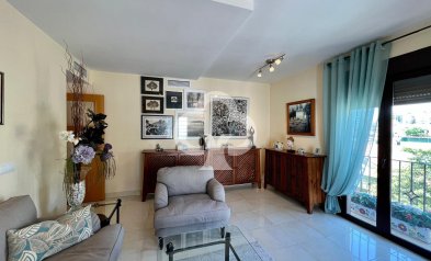 Resale - Apartament -
Fuengirola - Los Boliches