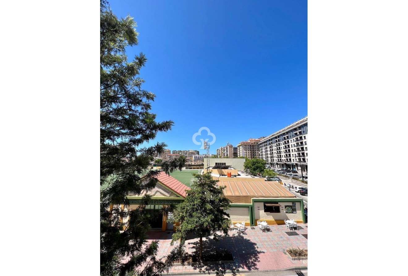 Resale - Apartament -
Fuengirola - Los Boliches