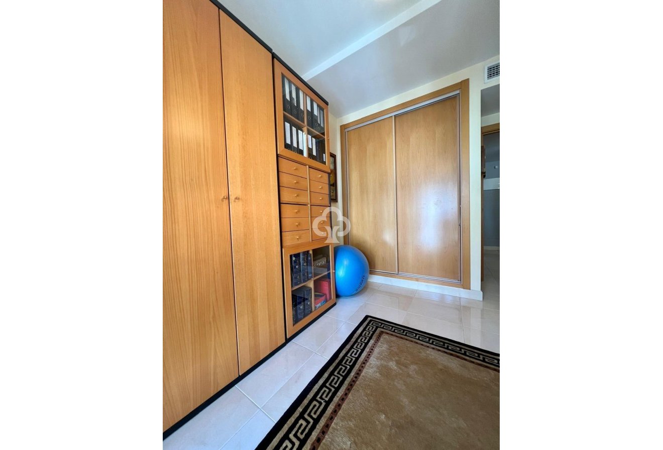 Resale - Apartament -
Fuengirola - Los Boliches