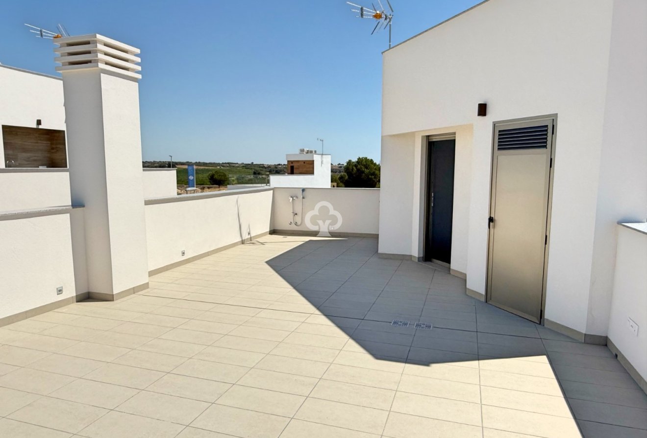 Uudiskohde - Villa -
Pilar de la Horadada