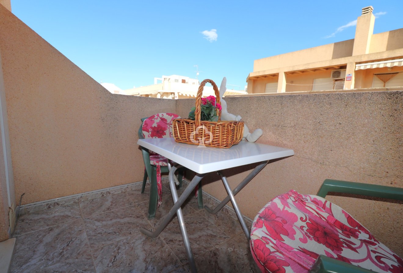 Reventa - Apartamento -
Torrevieja - El Acequión - Los Náufragos