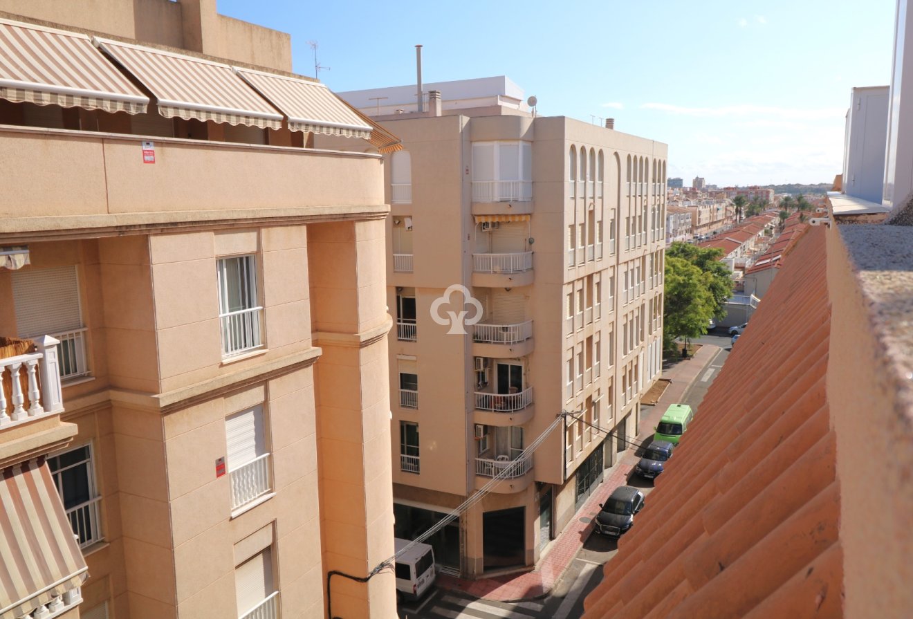 Reventa - Apartamento -
Torrevieja - El Acequión - Los Náufragos