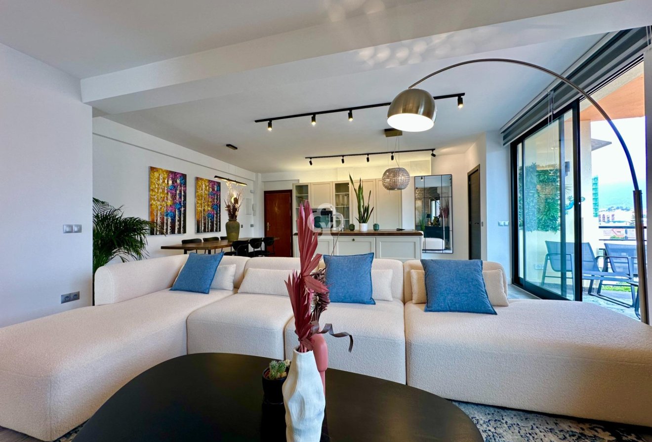 Resale - Apartament -
Fuengirola - 1ª Línea de playa