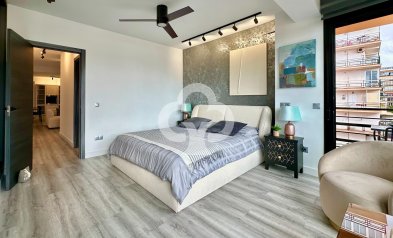 Resale - Apartament -
Fuengirola - 1ª Línea de playa