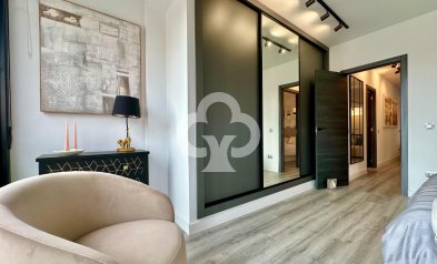 Resale - Apartament -
Fuengirola - 1ª Línea de playa