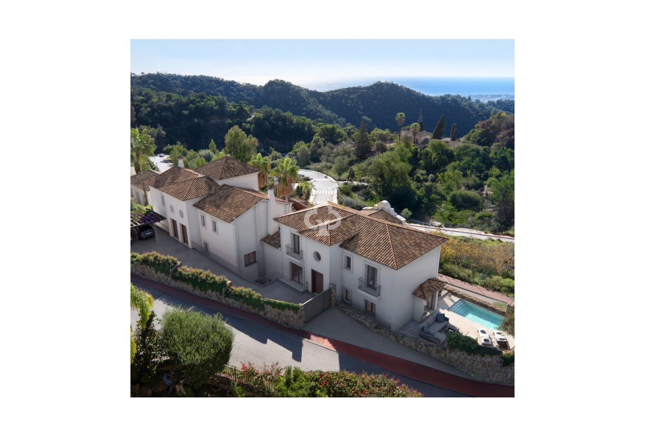 Neue Gebäude - Villas -
Málaga