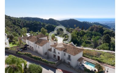 Neue Gebäude - Villas -
Málaga