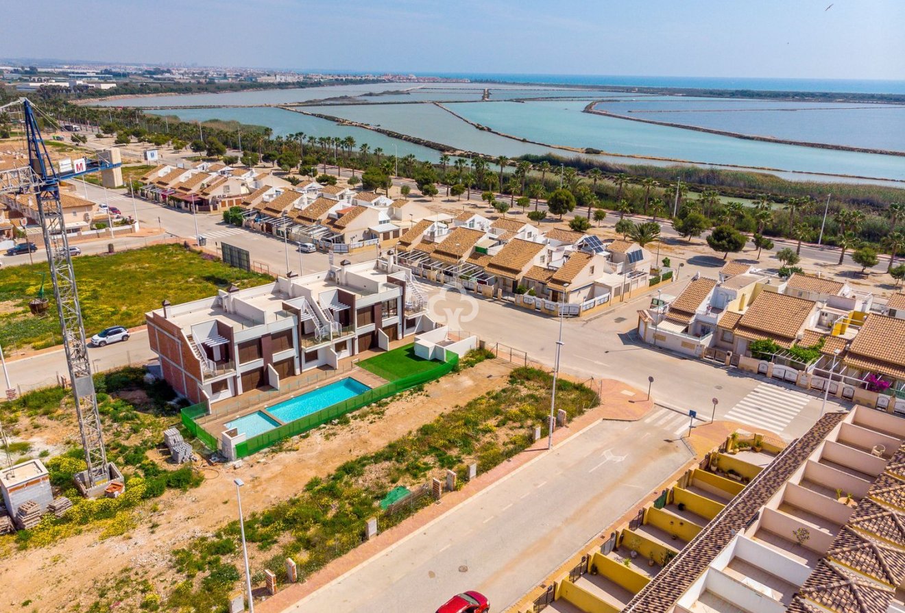 Obra nueva - Duplexes -
San Pedro del Pinatar - Calle Valle del Silencio , 2