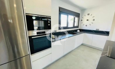 New Build - Chalet independiente -
Torrevieja - Calle Áncora