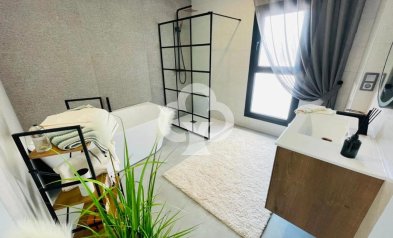 New Build - Chalet independiente -
Torrevieja - Calle Áncora