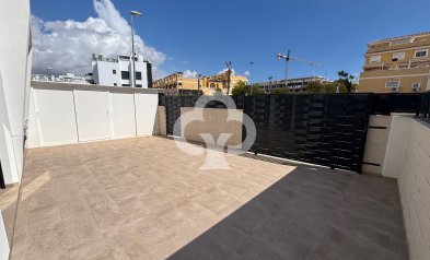 Nybyggnation - Villa -
Benijofar