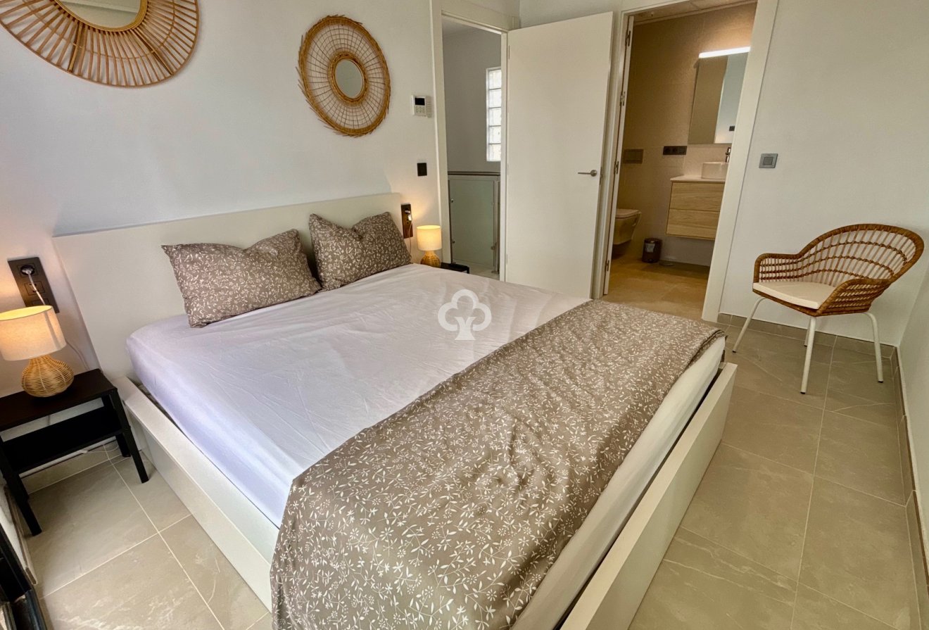 Nybyggnation - Villa -
Benijofar