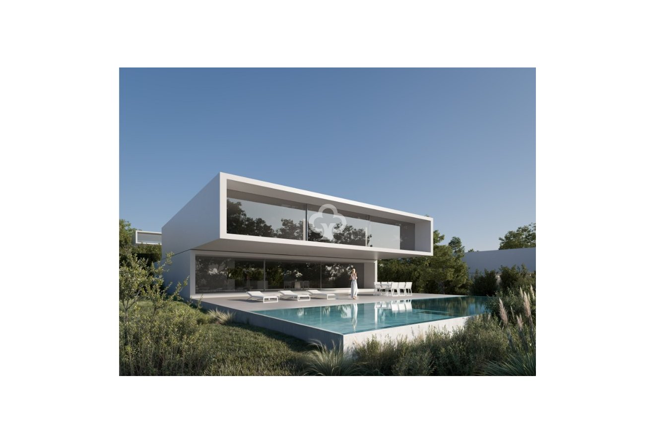 Uudiskohde - Chalet independiente -
Estepona