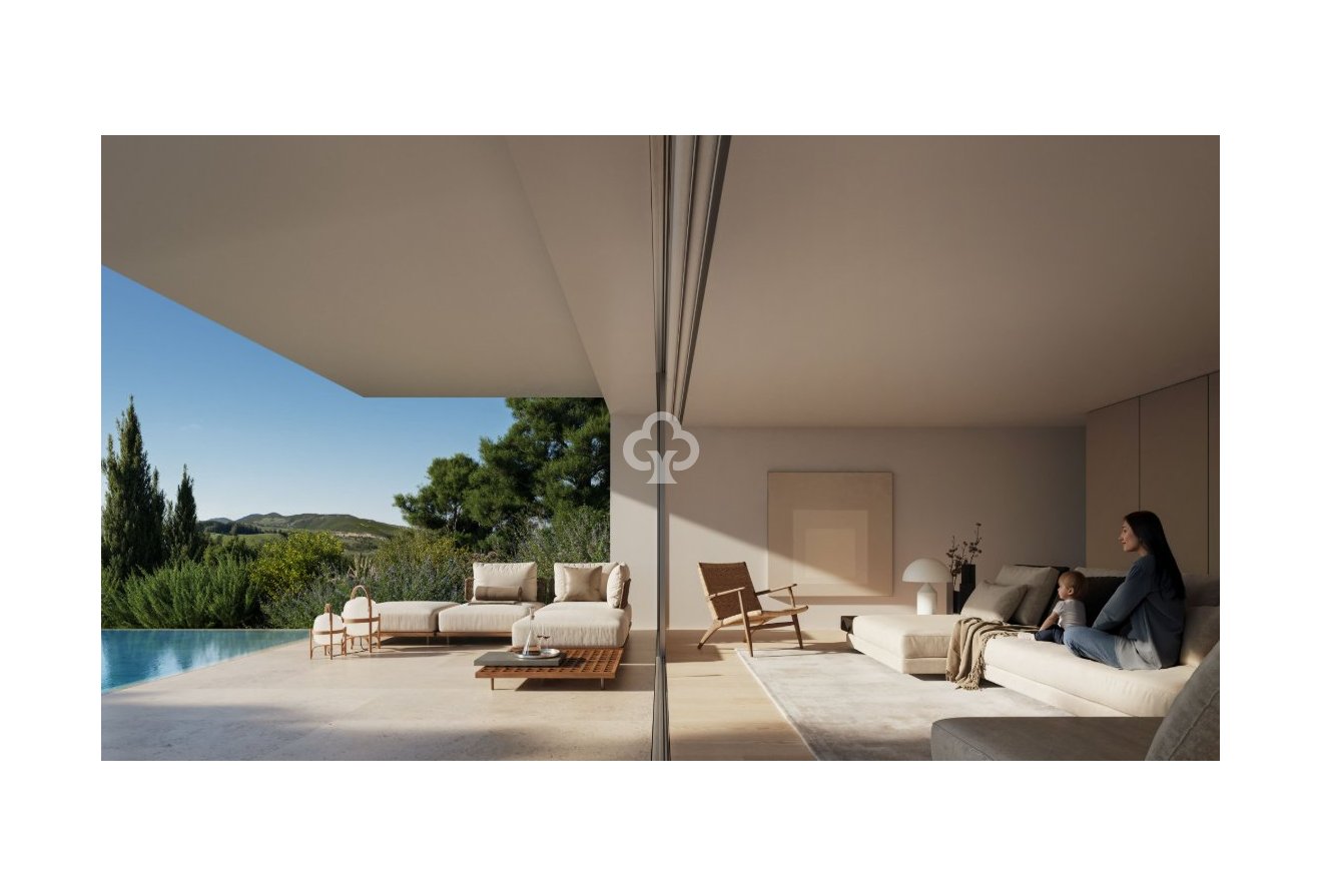 Uudiskohde - Chalet independiente -
Estepona