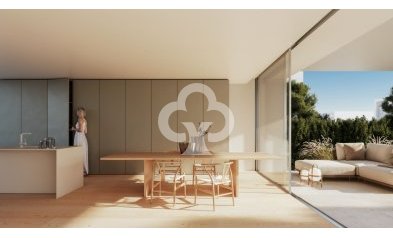 Uudiskohde - Chalet independiente -
Estepona