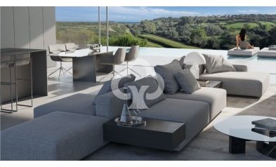 Uudiskohde - Chalet independiente -
Estepona