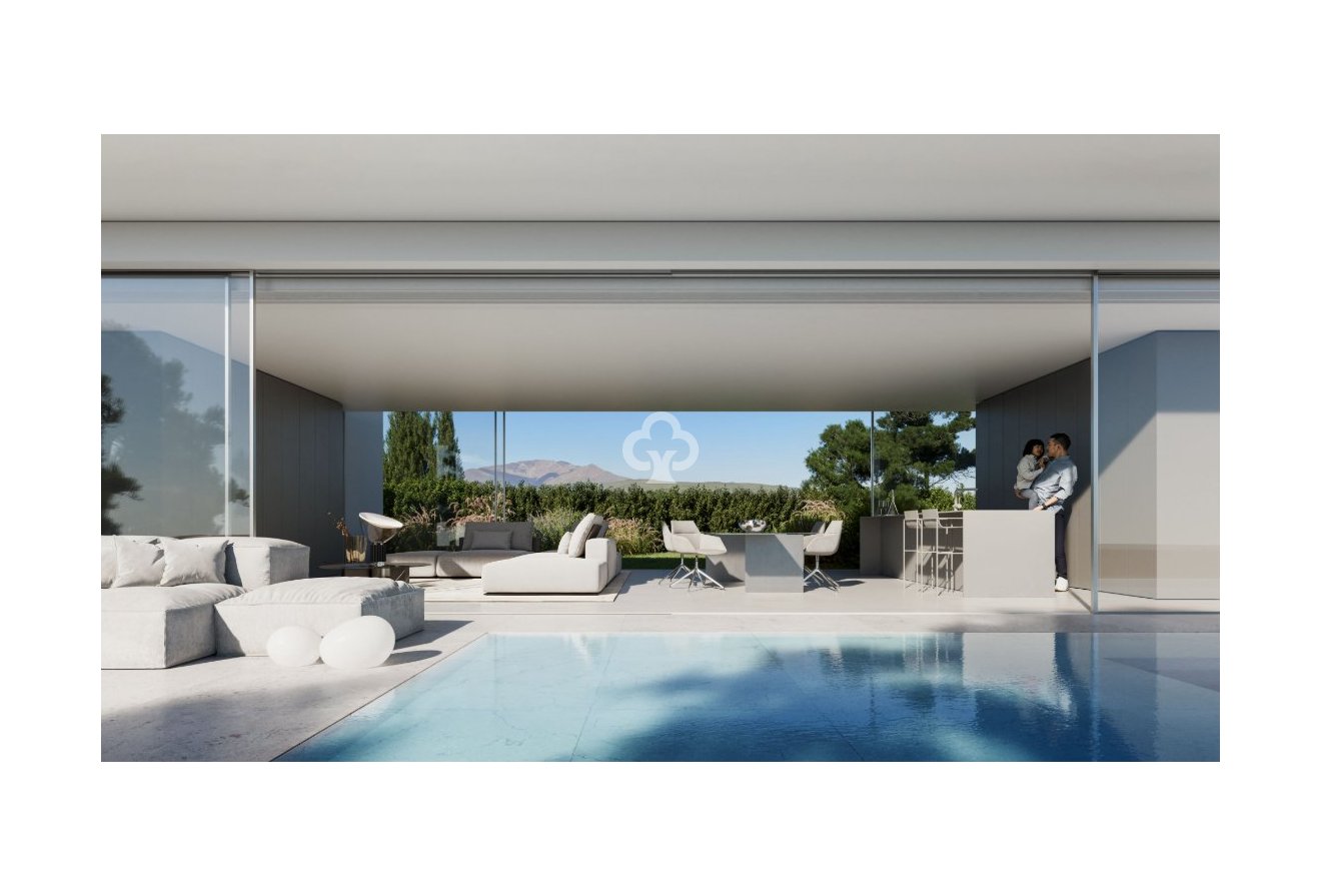 Uudiskohde - Chalet independiente -
Estepona