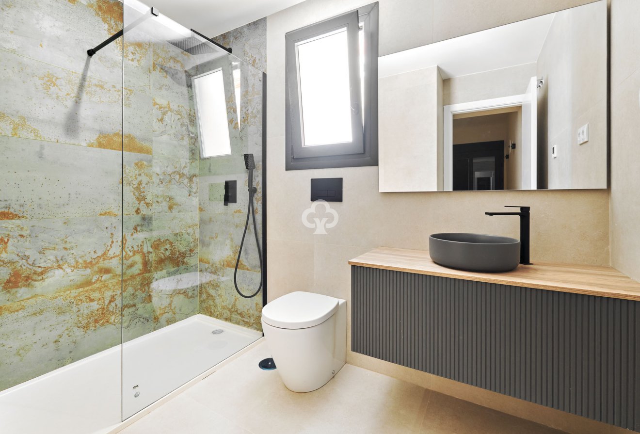 New Build - Bungalows -
Torrevieja - 03185, Calle Ramón Rubial, 30