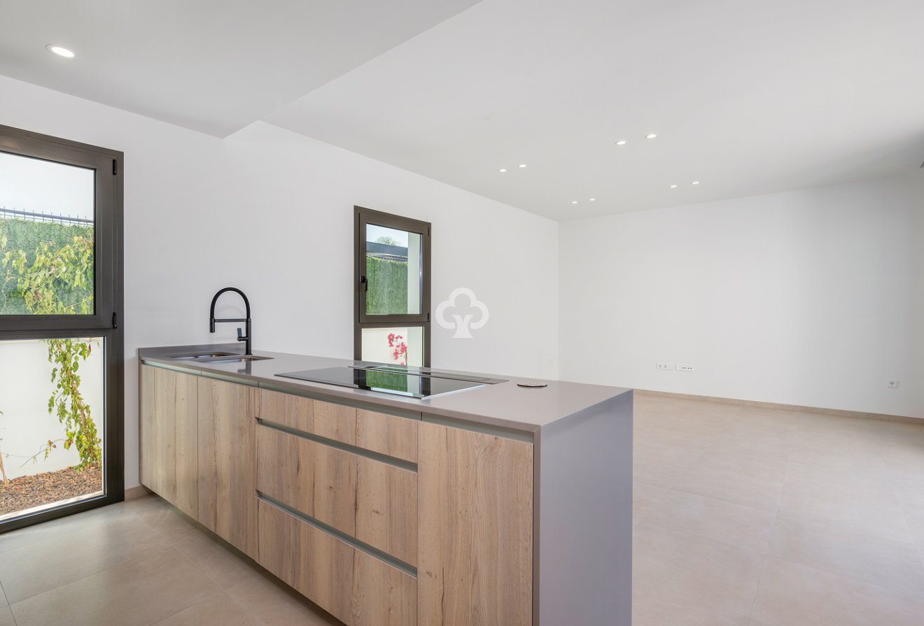 Obra nueva - Chalet independiente -
Los Alcázares - 30710