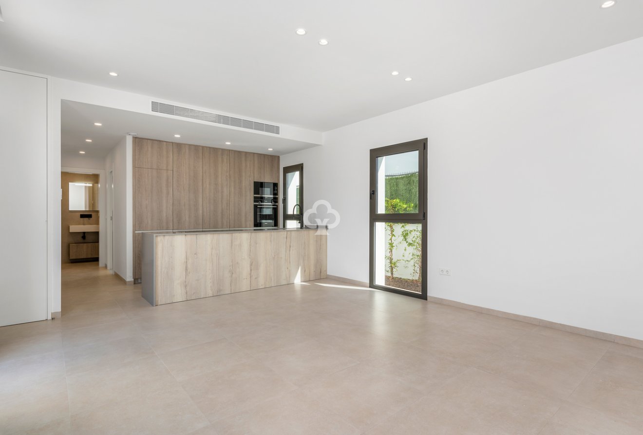 Obra nueva - Chalet independiente -
Los Alcázares - 30710