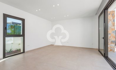 Obra nueva - Chalet independiente -
Los Alcázares - 30710