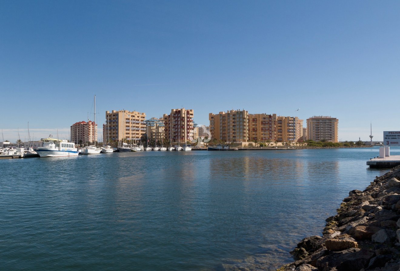 Uudiskohde - Apartamentos -
La Manga Del Mar Menor - 30380