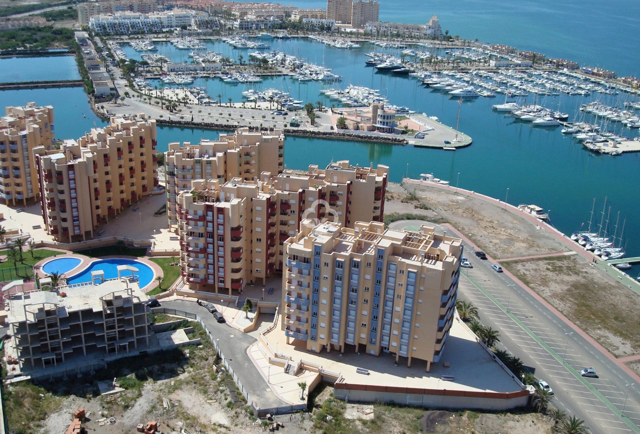 Uudiskohde - Apartamentos -
La Manga Del Mar Menor - 30380