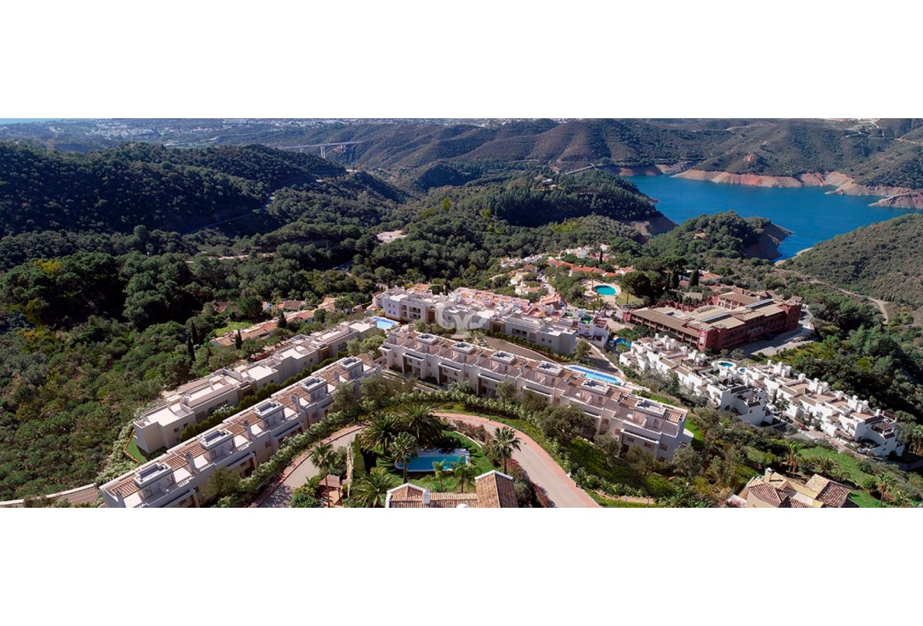 New Build - Adosados -
Istan - 29611