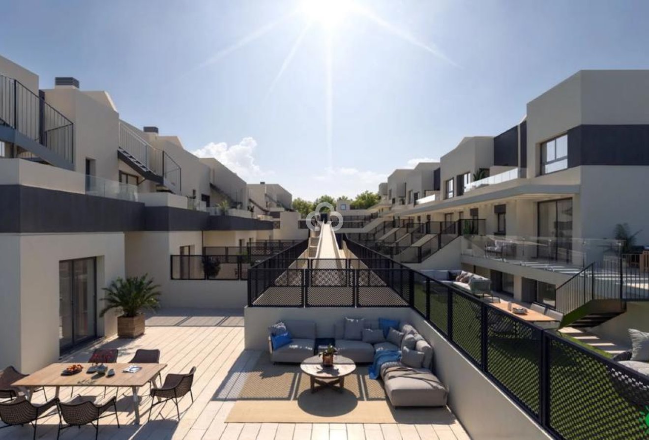 Obra nueva - Adosados -
Nerja - Calle Londres s/n