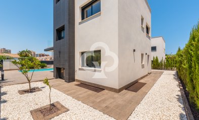 New Build - Villas -
Cartagena - 30385