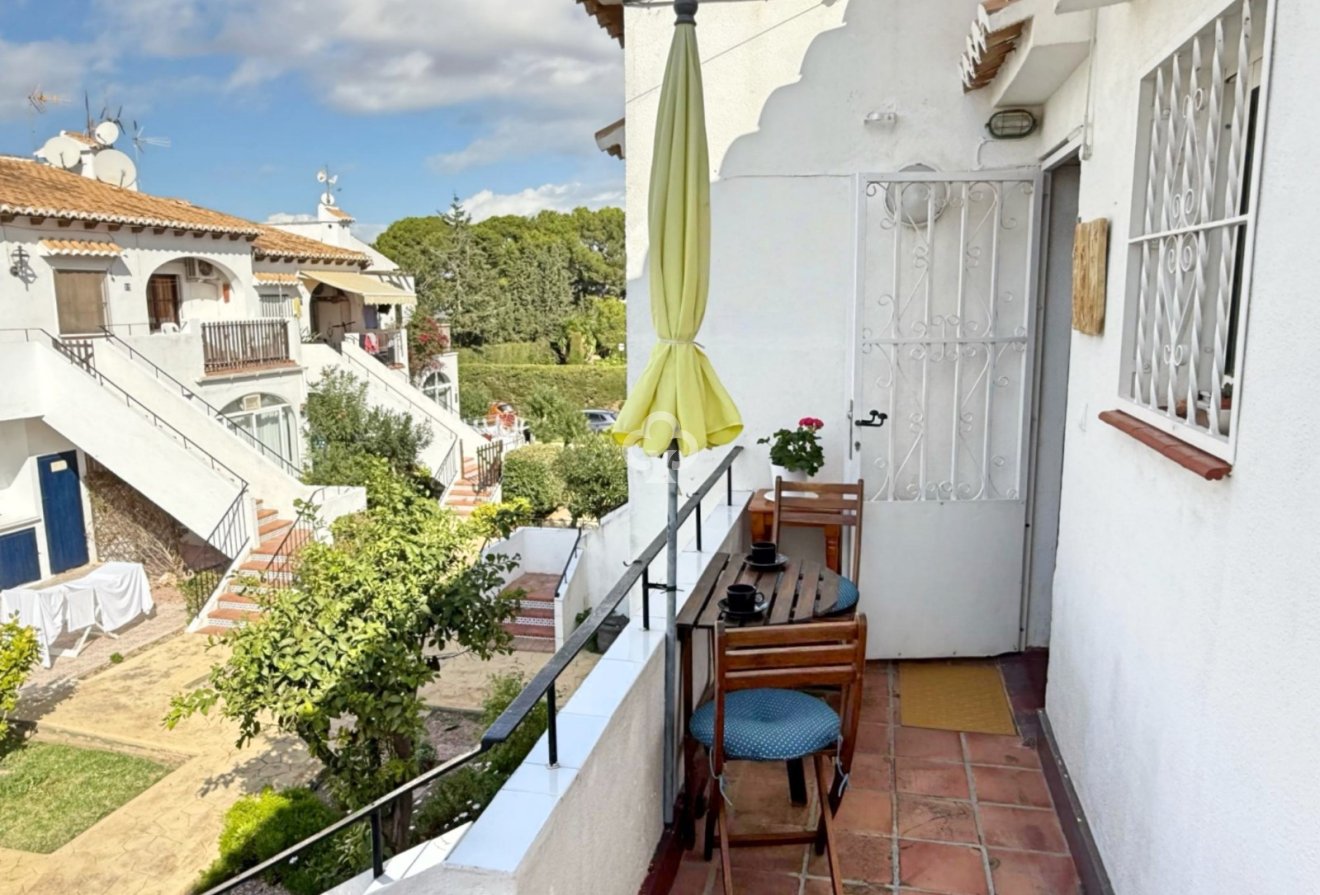 Resale - Bungalow -
Torrevieja - Los balcones