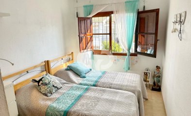 Resale - Bungalow -
Torrevieja - Los balcones