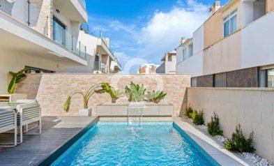 Obra nueva - Adosados -
Guardamar del Segura - Calle Callosa, 15