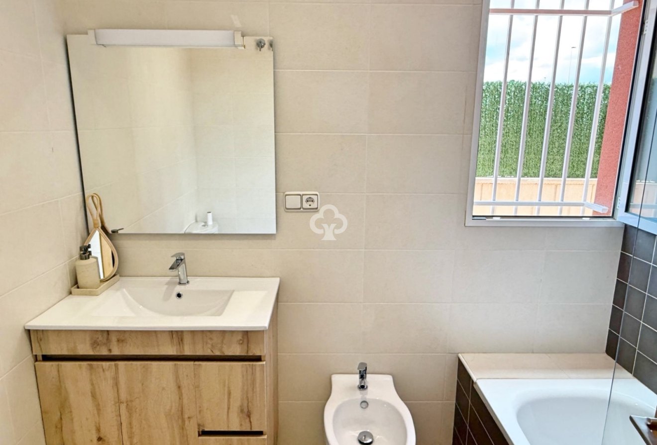 Wiederverkauf - Wohnung -
Orihuela Costa - Cabo roig - La Zenia