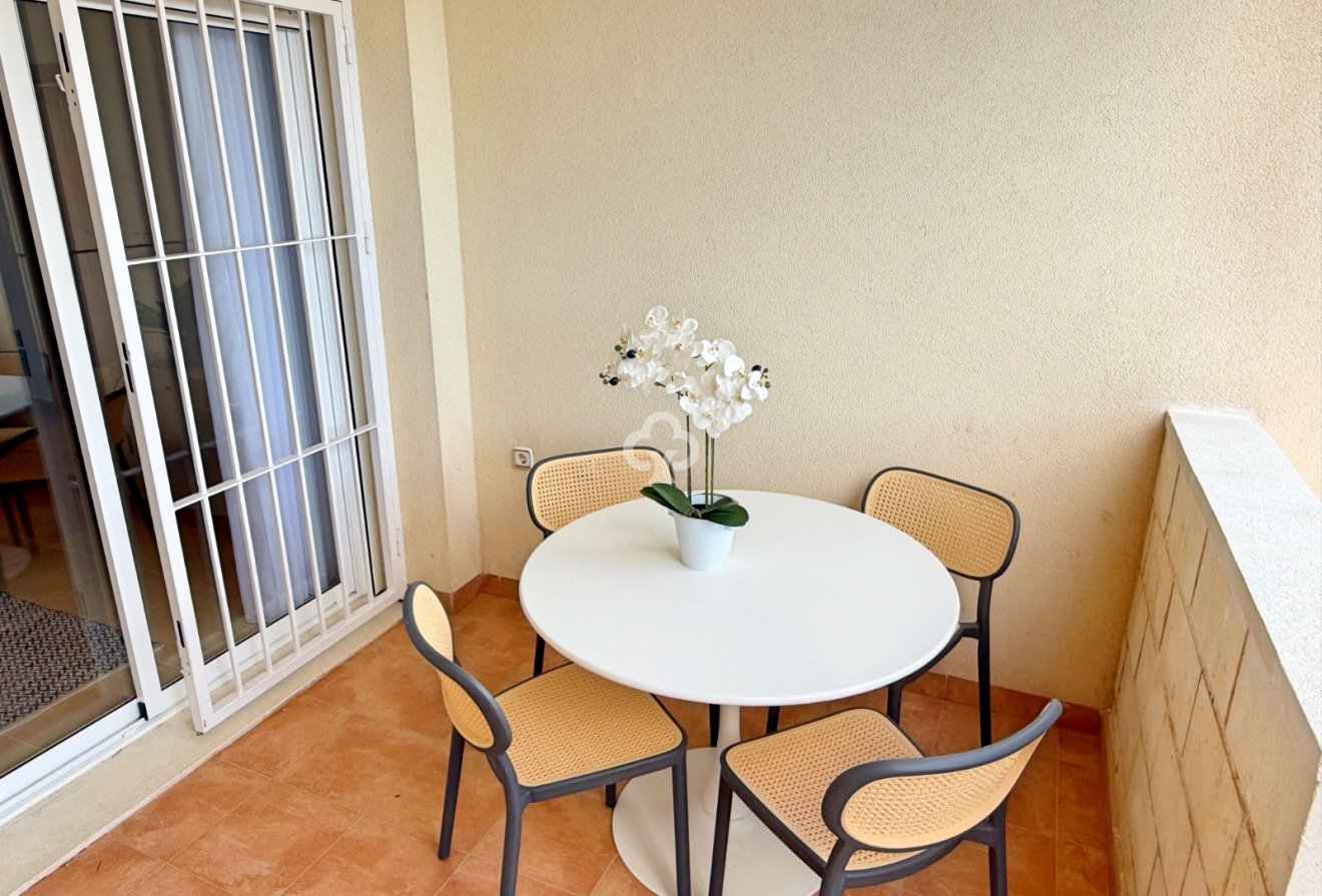 Resale - Apartment / flat -
Orihuela Costa - Cabo roig - La Zenia