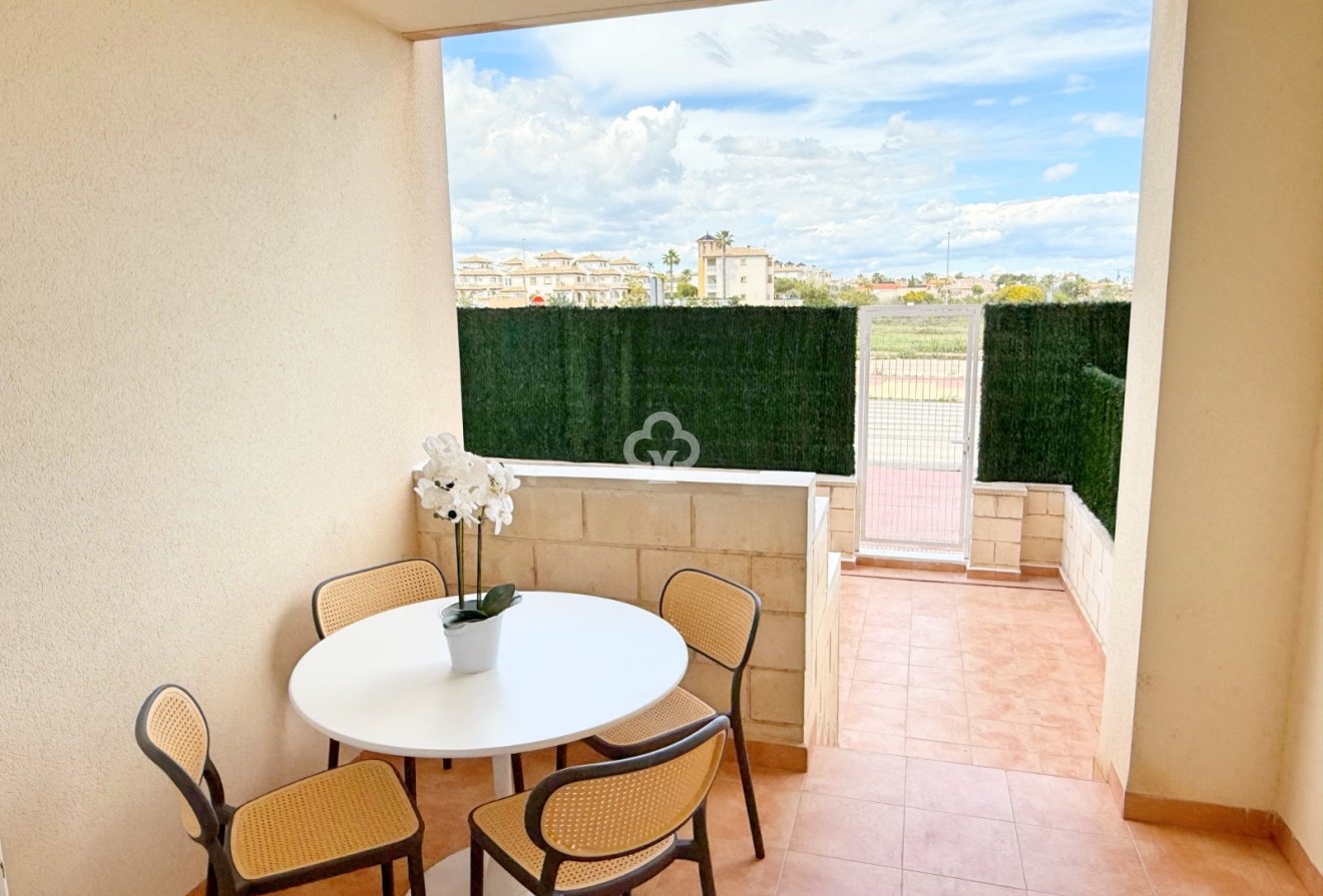 Resale - Apartment / flat -
Orihuela Costa - Cabo roig - La Zenia