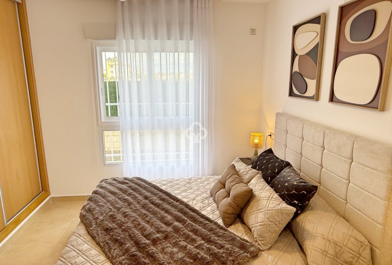 Resale - Apartment / flat -
Orihuela Costa - Cabo roig - La Zenia