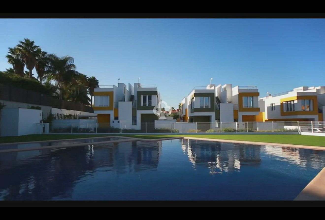 Neue Gebäude - Detached houses -
Denia