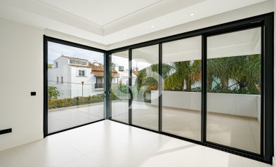 New Build - Villas -
Marbella - 29660