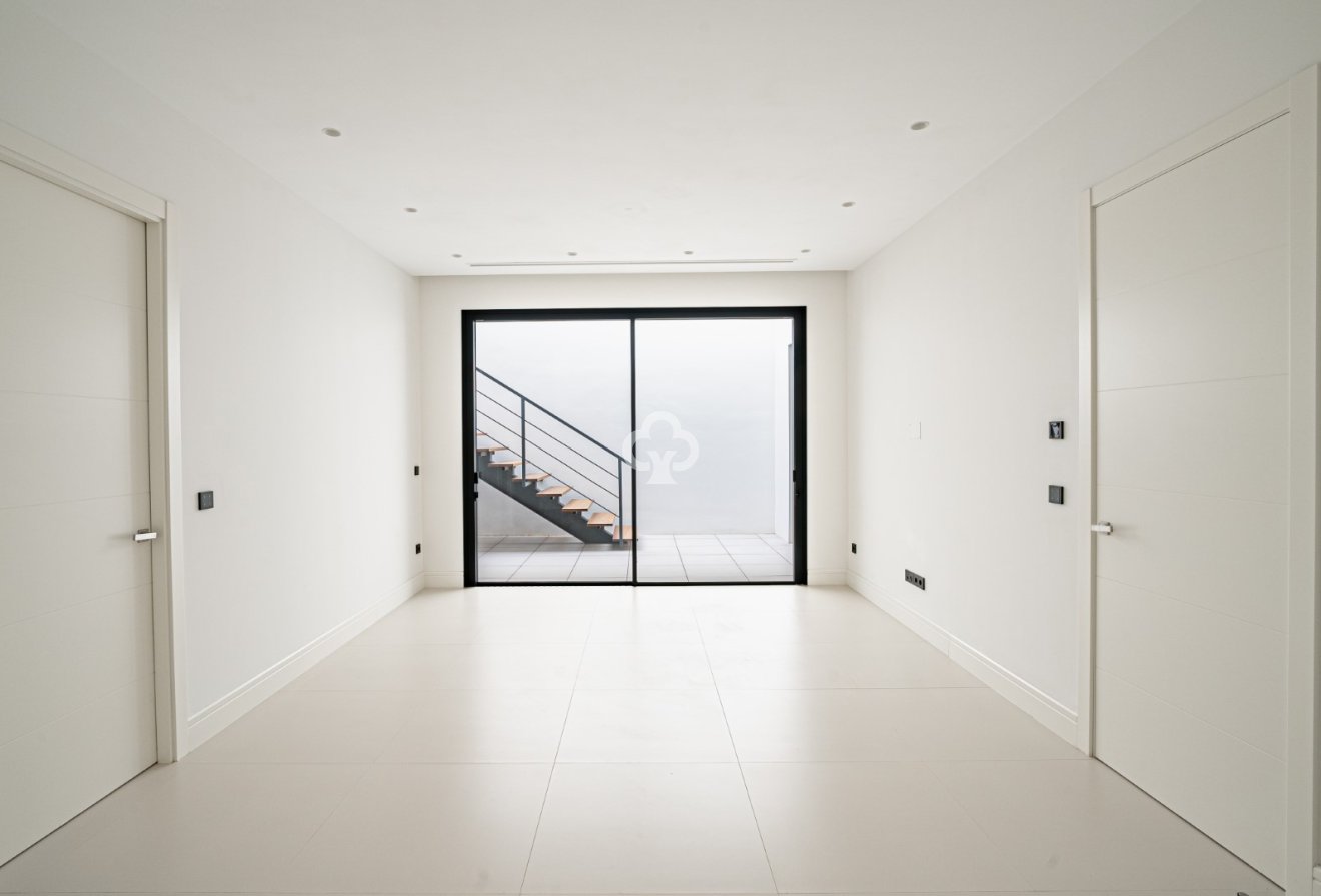 New Build - Villas -
Marbella - 29660