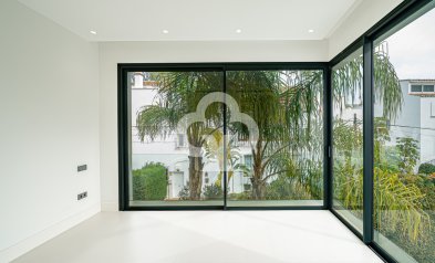New Build - Villas -
Marbella - 29660