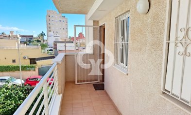 Resale - Apartment / flat -
Torrevieja - Nueva Torrevieja - Aguas Nuevas
