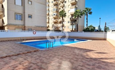 Resale - Apartment / flat -
Torrevieja - Nueva Torrevieja - Aguas Nuevas