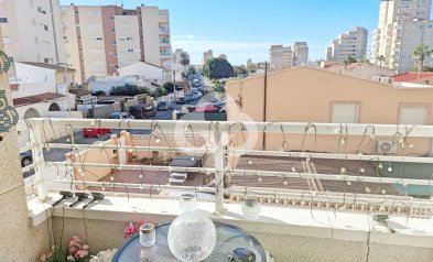 Resale - Apartment / flat -
Torrevieja - Nueva Torrevieja - Aguas Nuevas