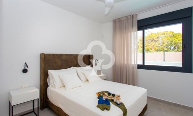 New Build - Adosados -
Sucina - 30590