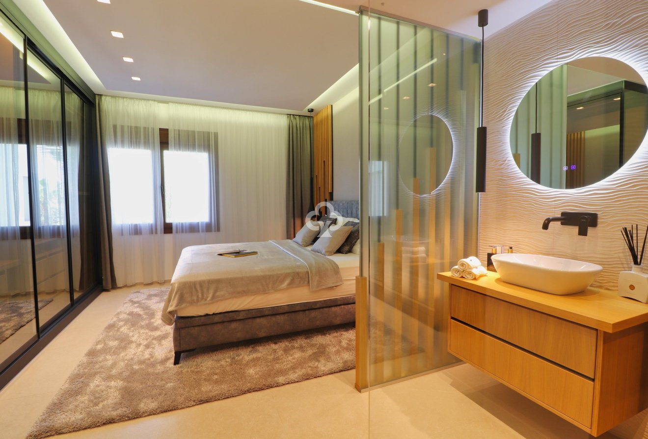 New Build - Áticos -
Estepona