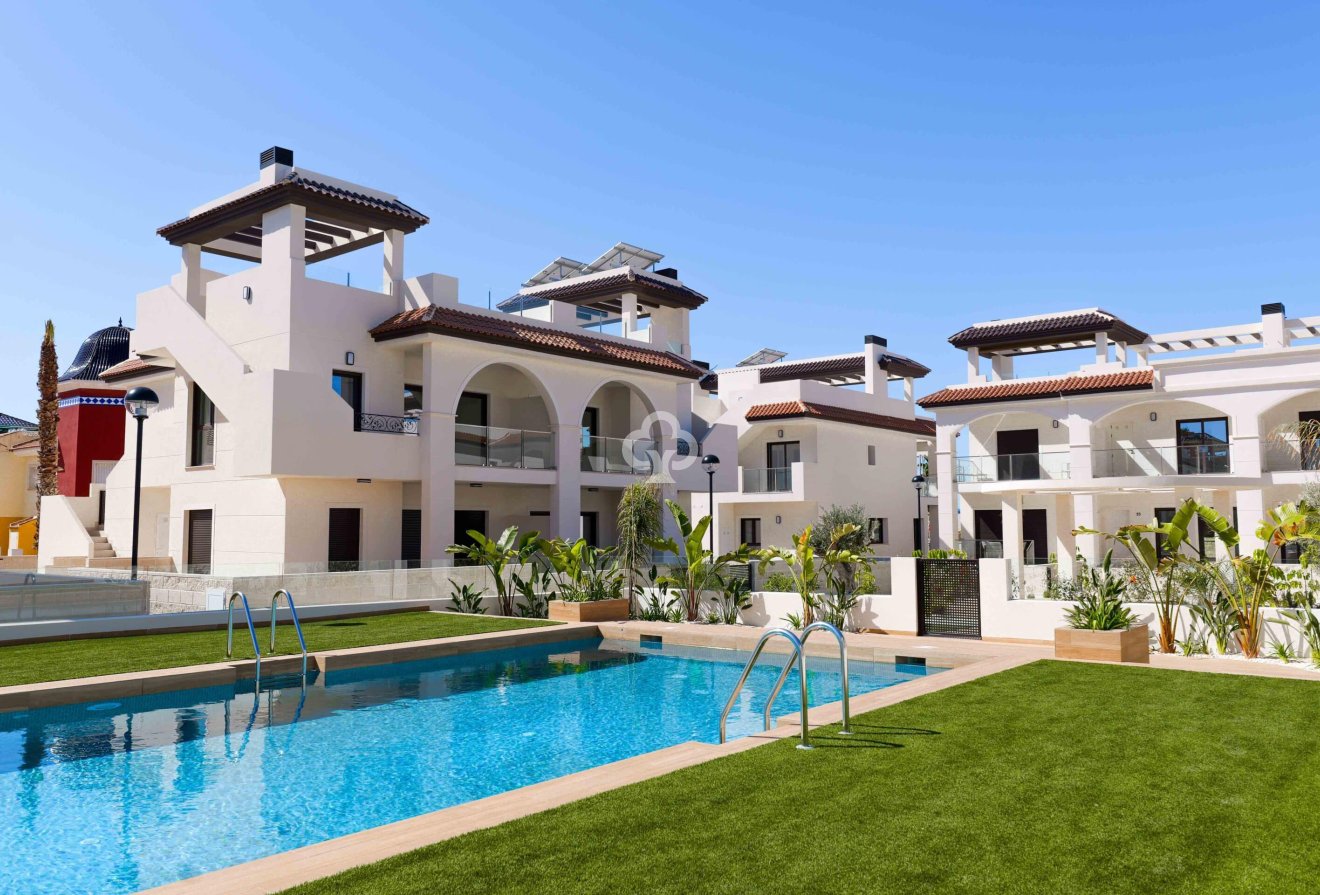 Obra nueva - Adosados -
Rojales - 03170